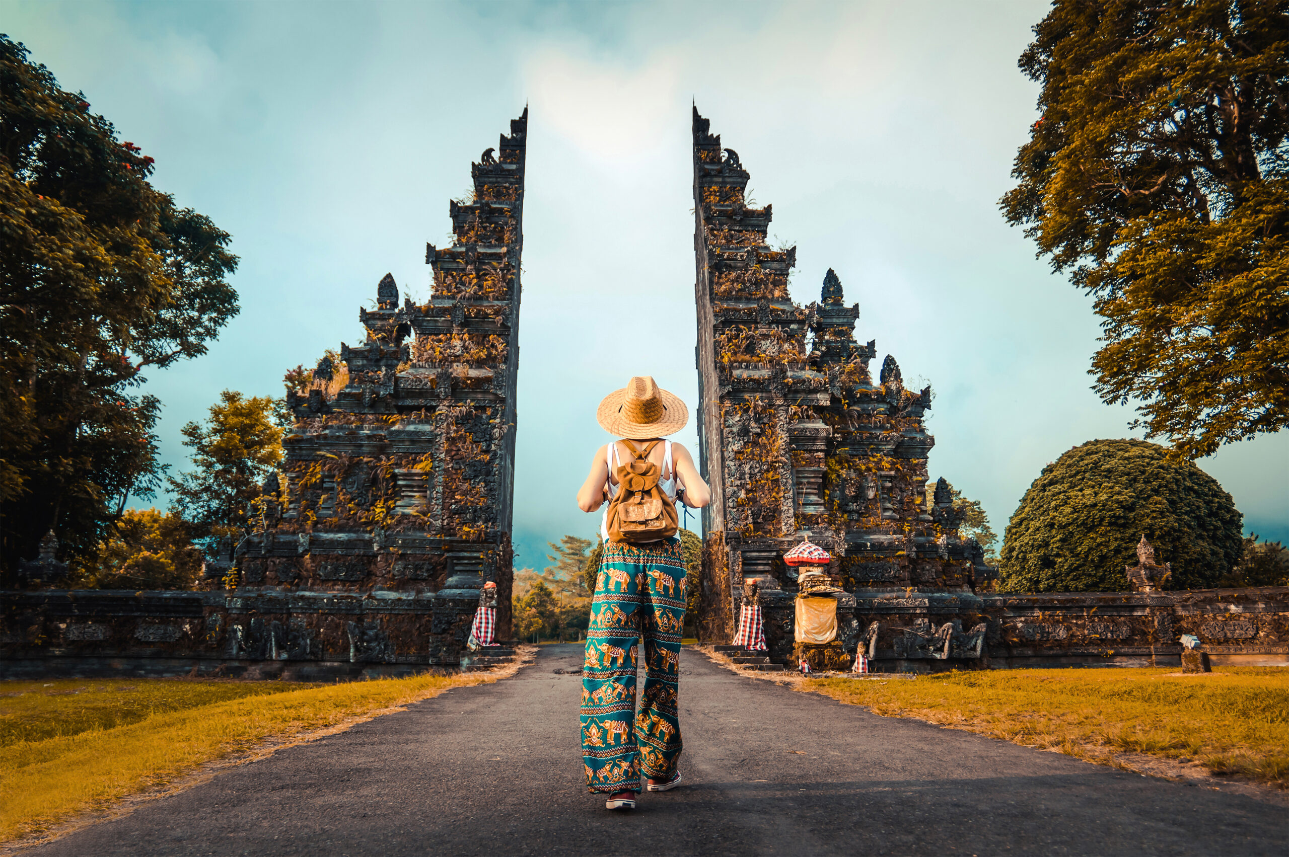 Woman,With,Backpack,Exploring,Bali,,Indonesia.